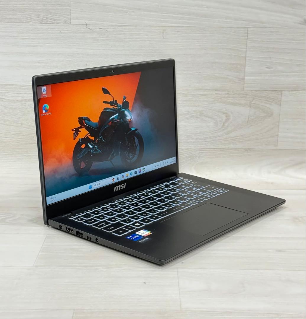 Corei7 13th世代 MSI Modern 14フルHD/メモリー16GB