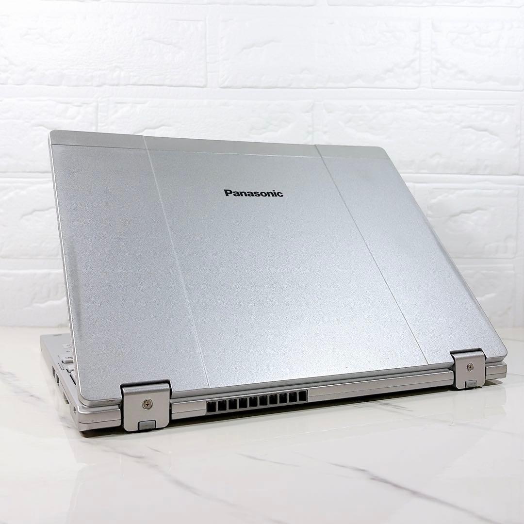 タッチパネル✨第10世代 i5 SSD256/8GBレッツノート Win11