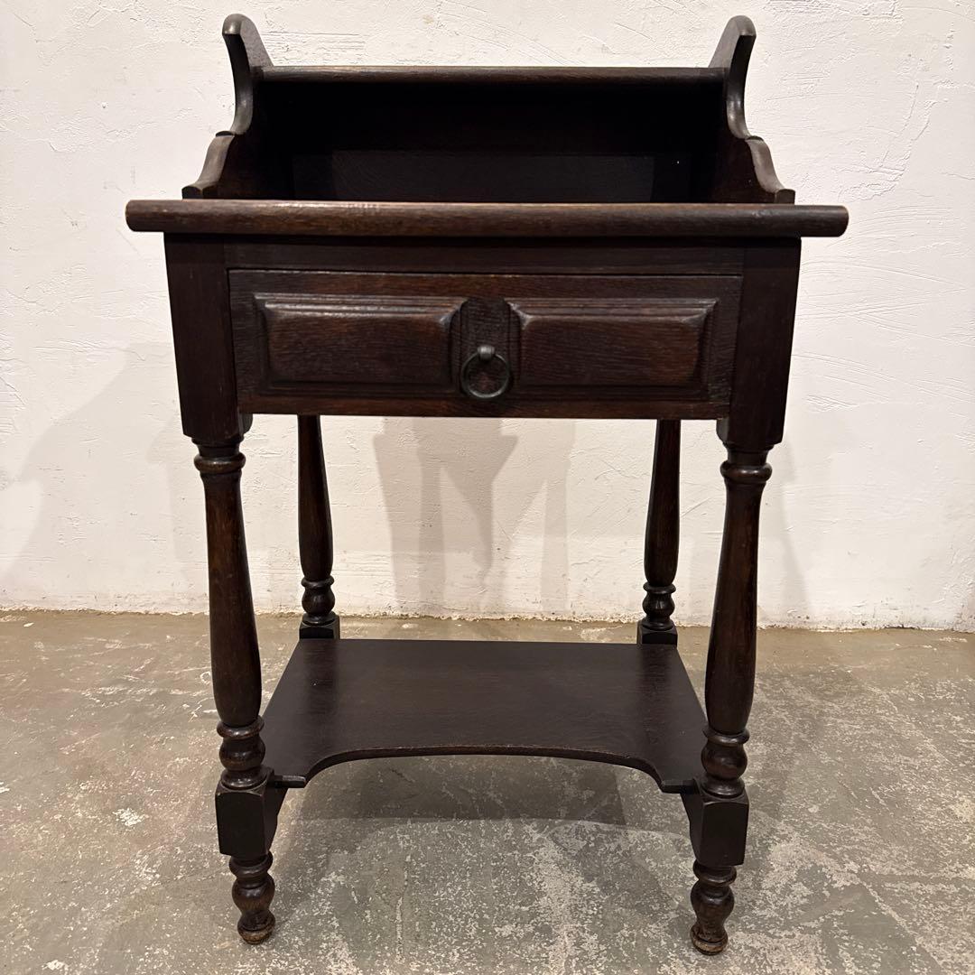 ビンテージ　木製サイドテーブル　ベッドサイドテーブル　2