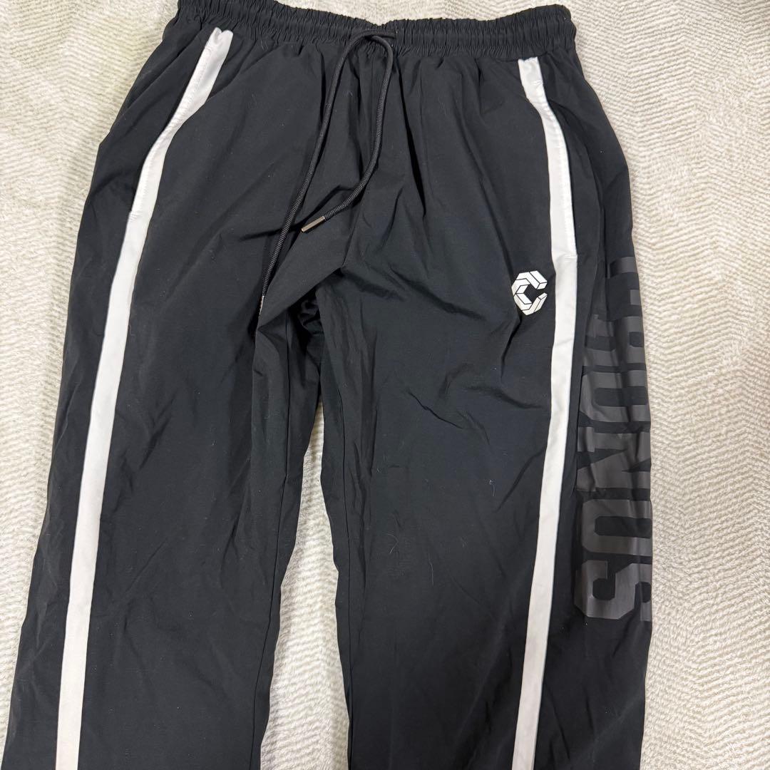 クロノス　パーカーM ジョガーパンツS 袋付き