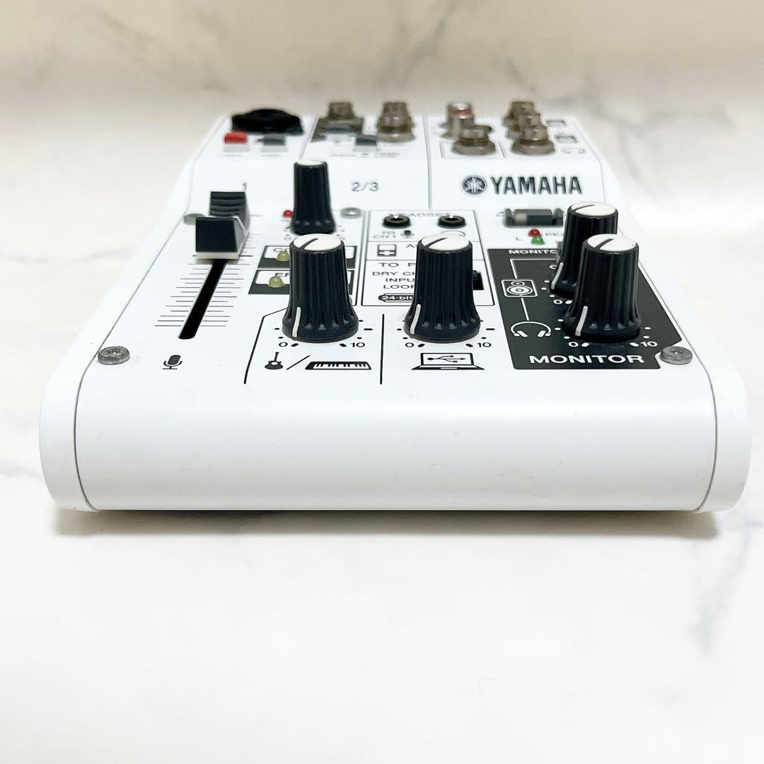 YAMAHA ヤマハ ミキサー AG03 ホワイト ミキシングコンソール