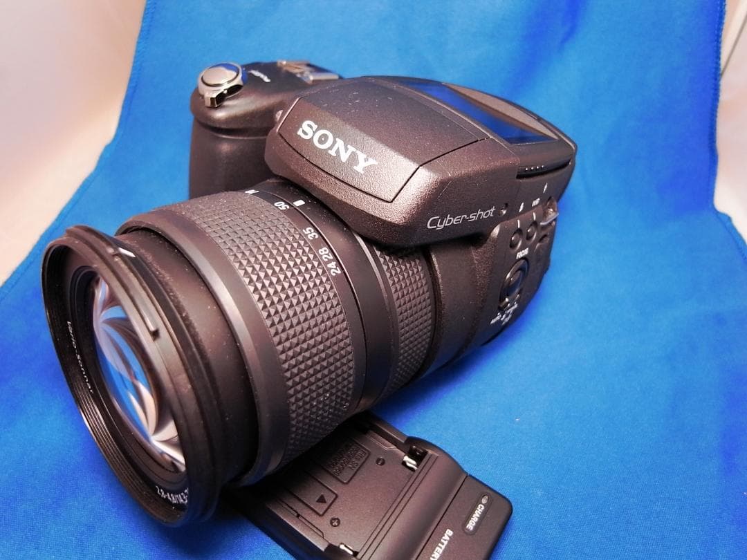 送料込み　サイバーショット DSC-R1