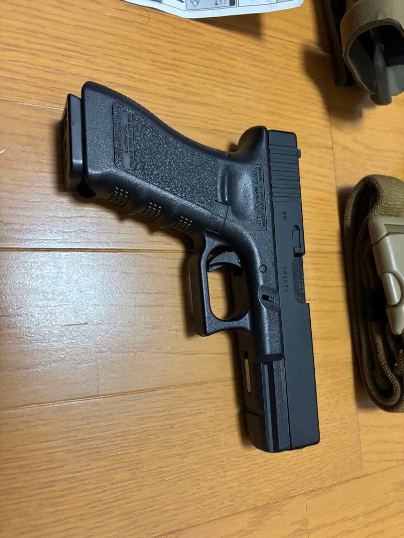 東京マルイ　ガスブロG17 3rd gen おまけ付き
