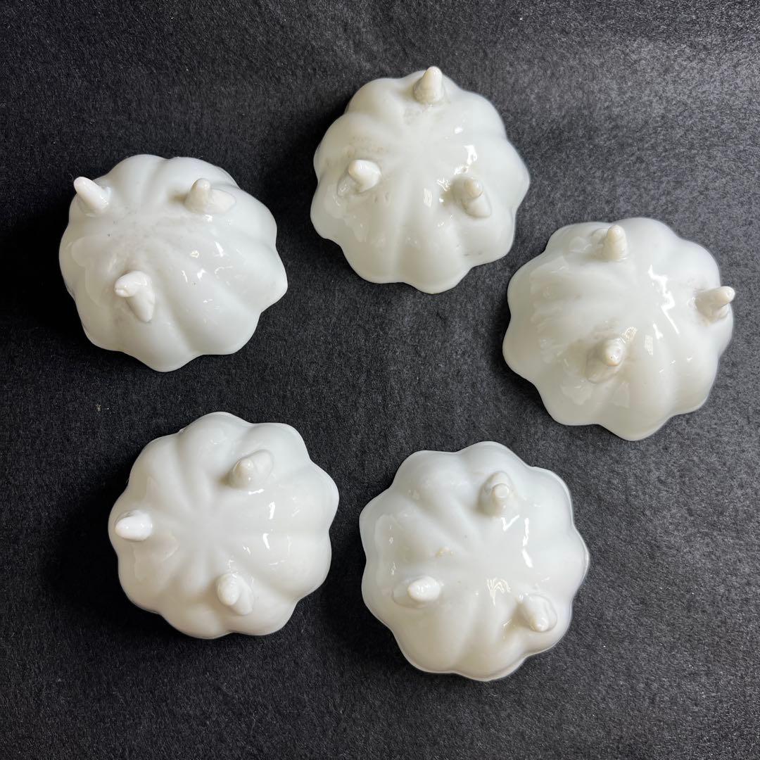 中国清朝時代　薄手白磁三足輪花小碗5客　幅約8㎝　東Y7-1208☆2Fタカチ