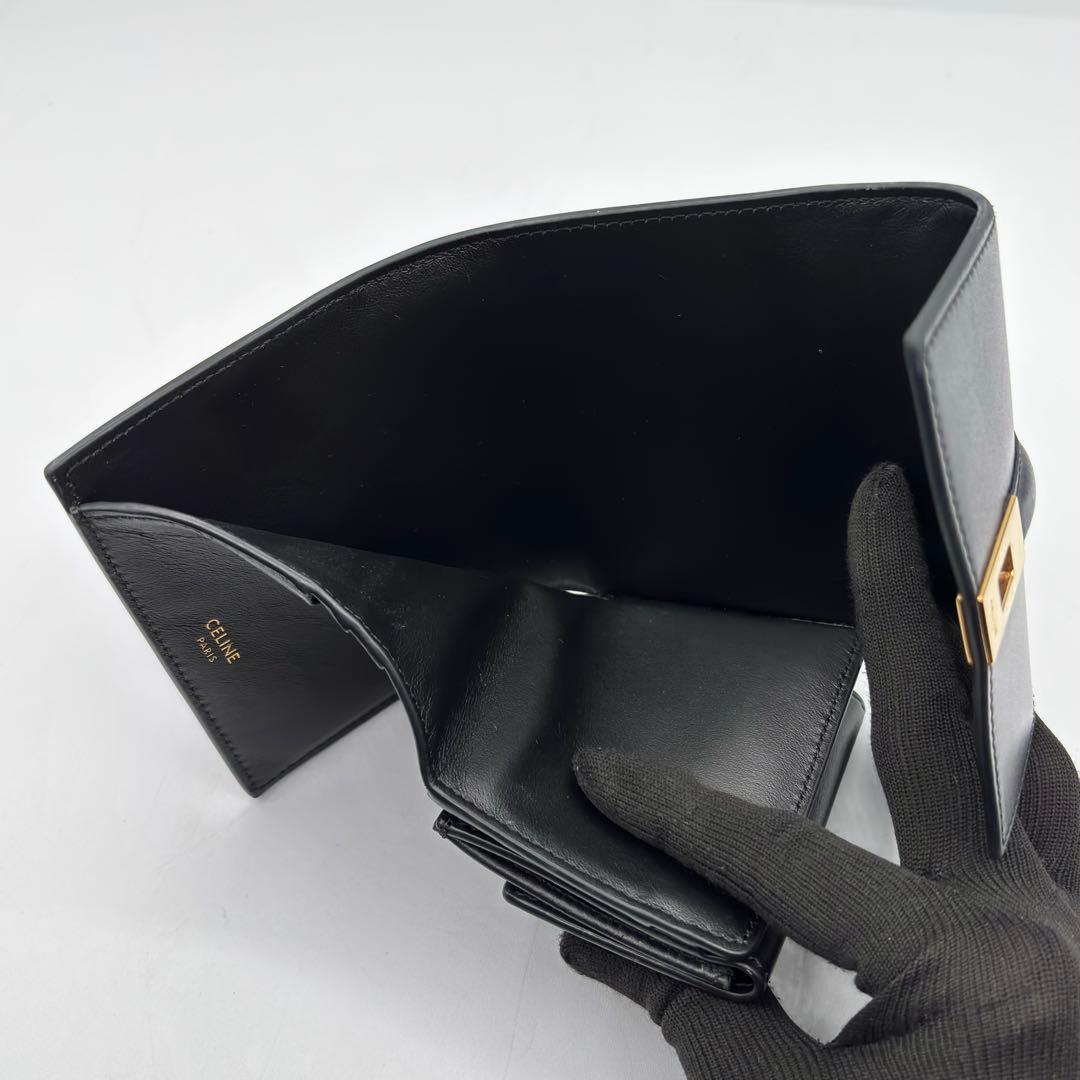 現行品 極美品 セリーヌ スモール トリフォールドウォレット16 セーズ 黒 箱