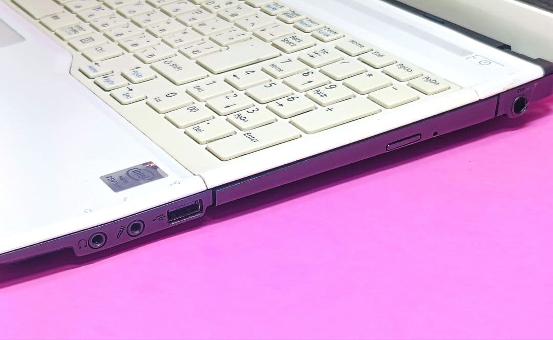 【とってもお買得‼️】オフィス✨大容量750GB✨カメラ付ノートパソコン✨設定済