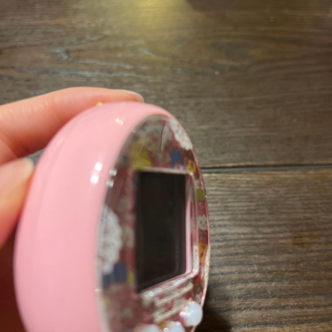 たまごっちみーつ サンリオキャラクターズ ピンク ストラップ付き