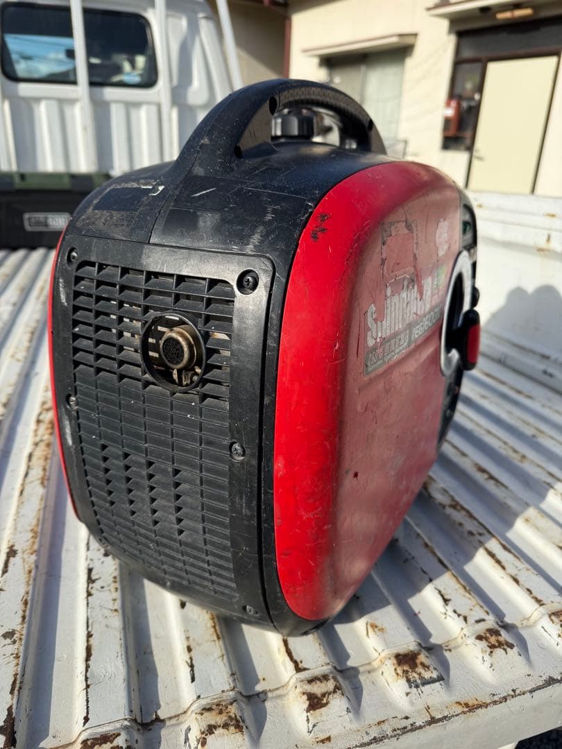 新ダイワ　インバーター発電機　IEG-1600M 発電機　ジャンク品　手渡し