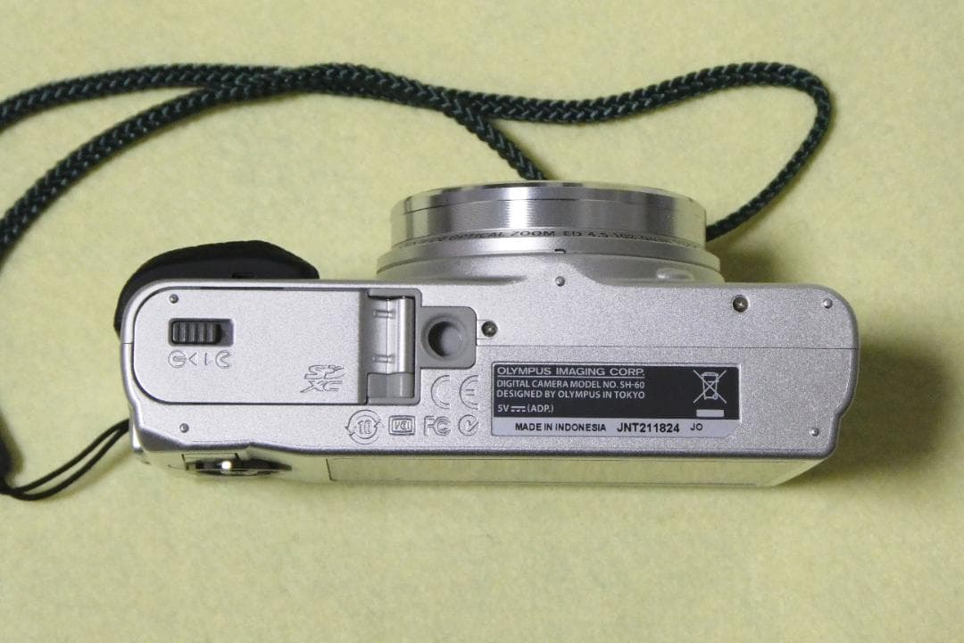 デジタルカメラ　ＯＬＹＭＰＵＳ　ＳＨ－６０
