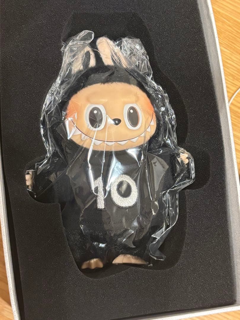 ぴ*ろ様 THE MONSTERS LABUBU 10周年記念展限定　ラブブ