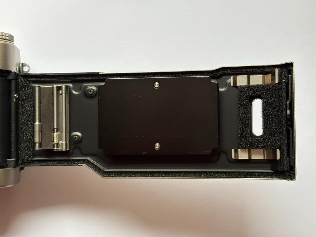 【売約済】CONTAX G2 取説・純正ストラップ付き