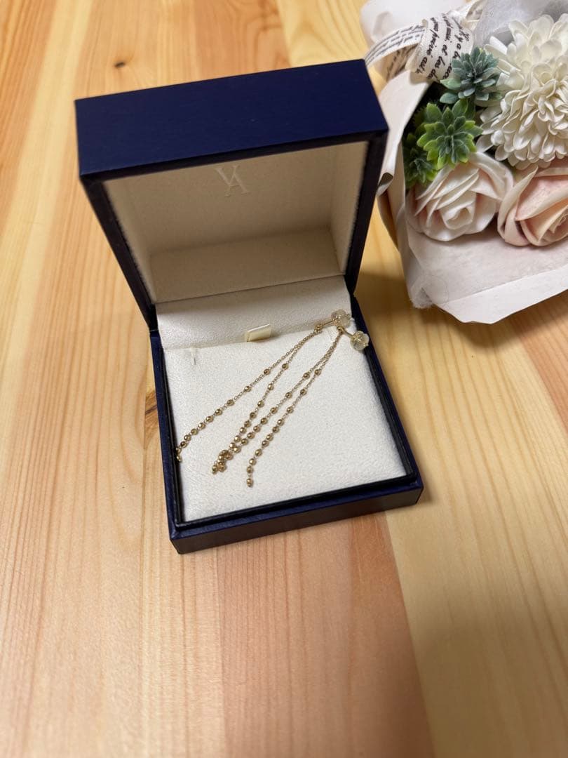 ヴァンドーム青山　ロングピアス