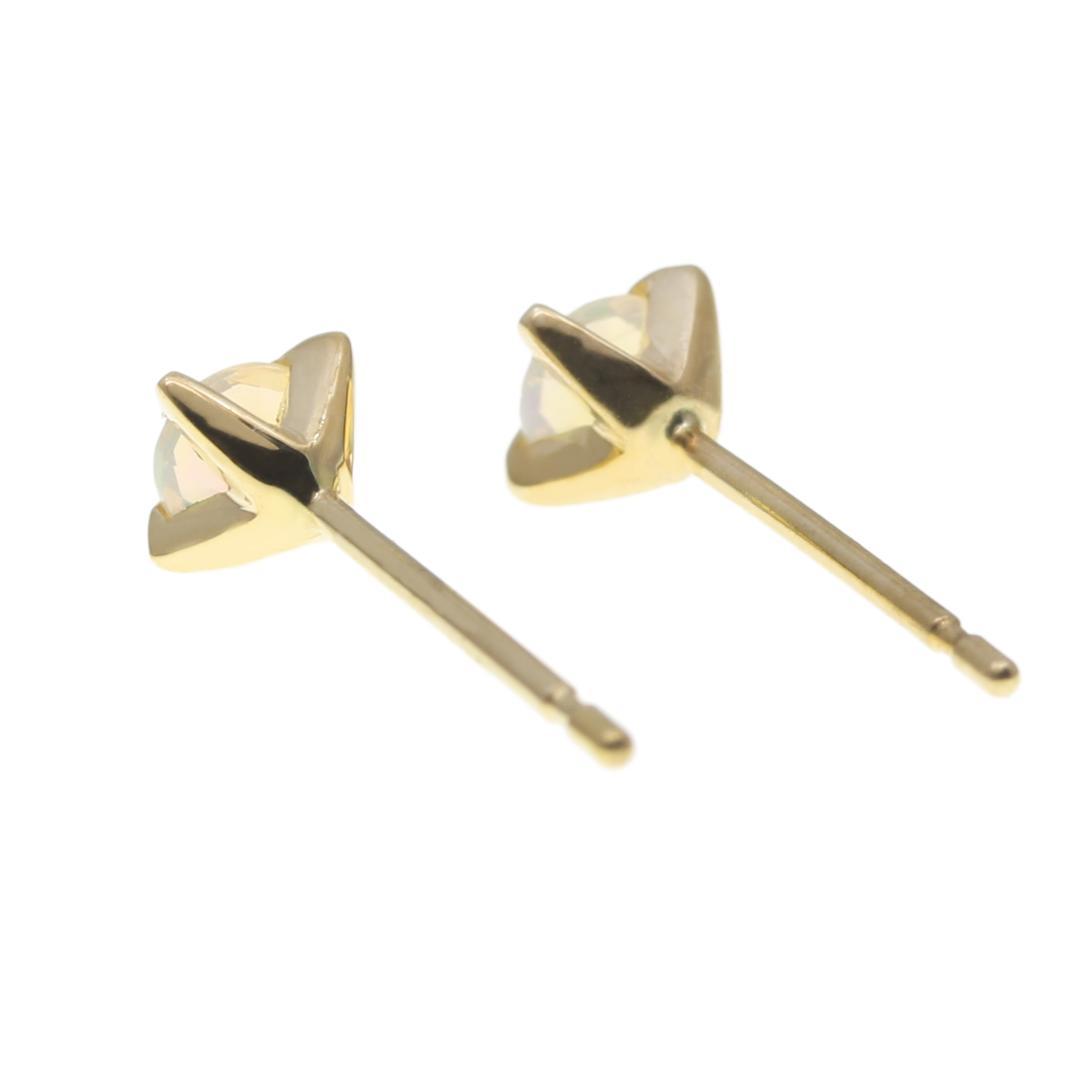 ギフトラッピング込み 遊色効果が神秘的なオパールピアスK18YG