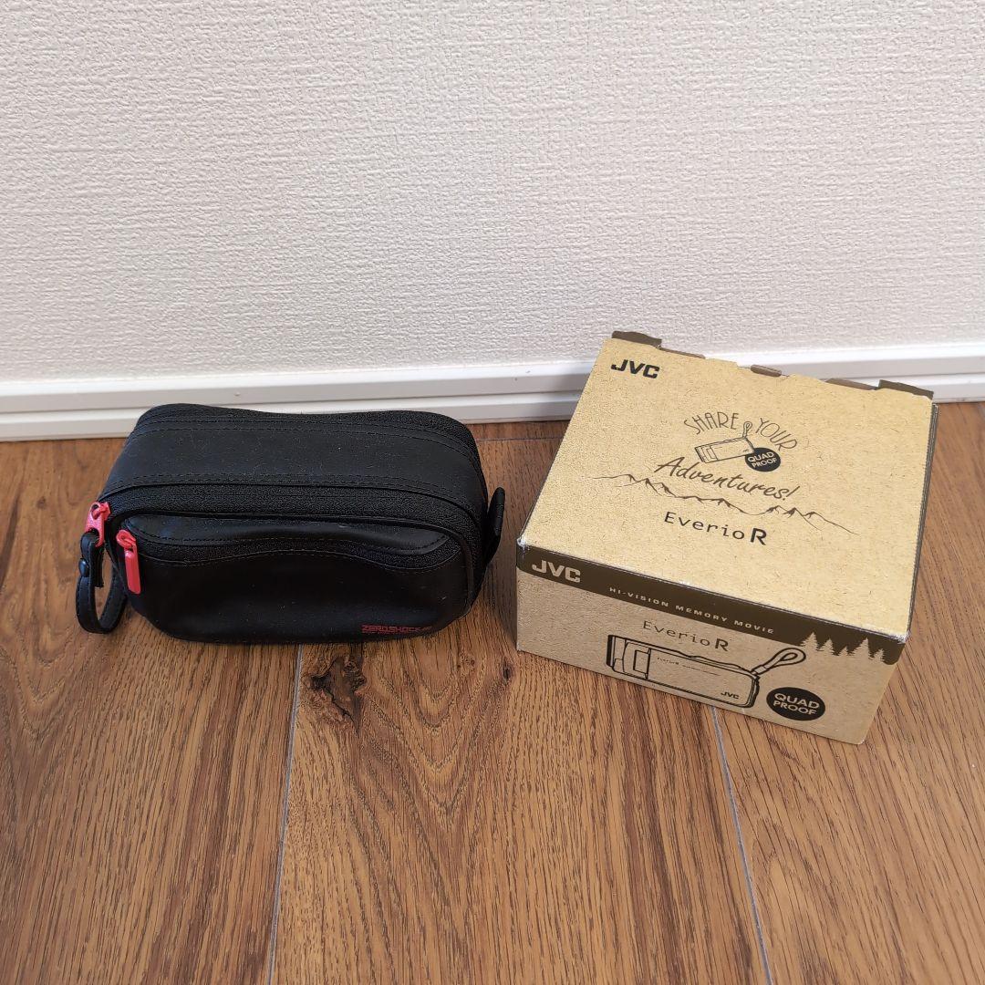 ビデオカメラ　JVC