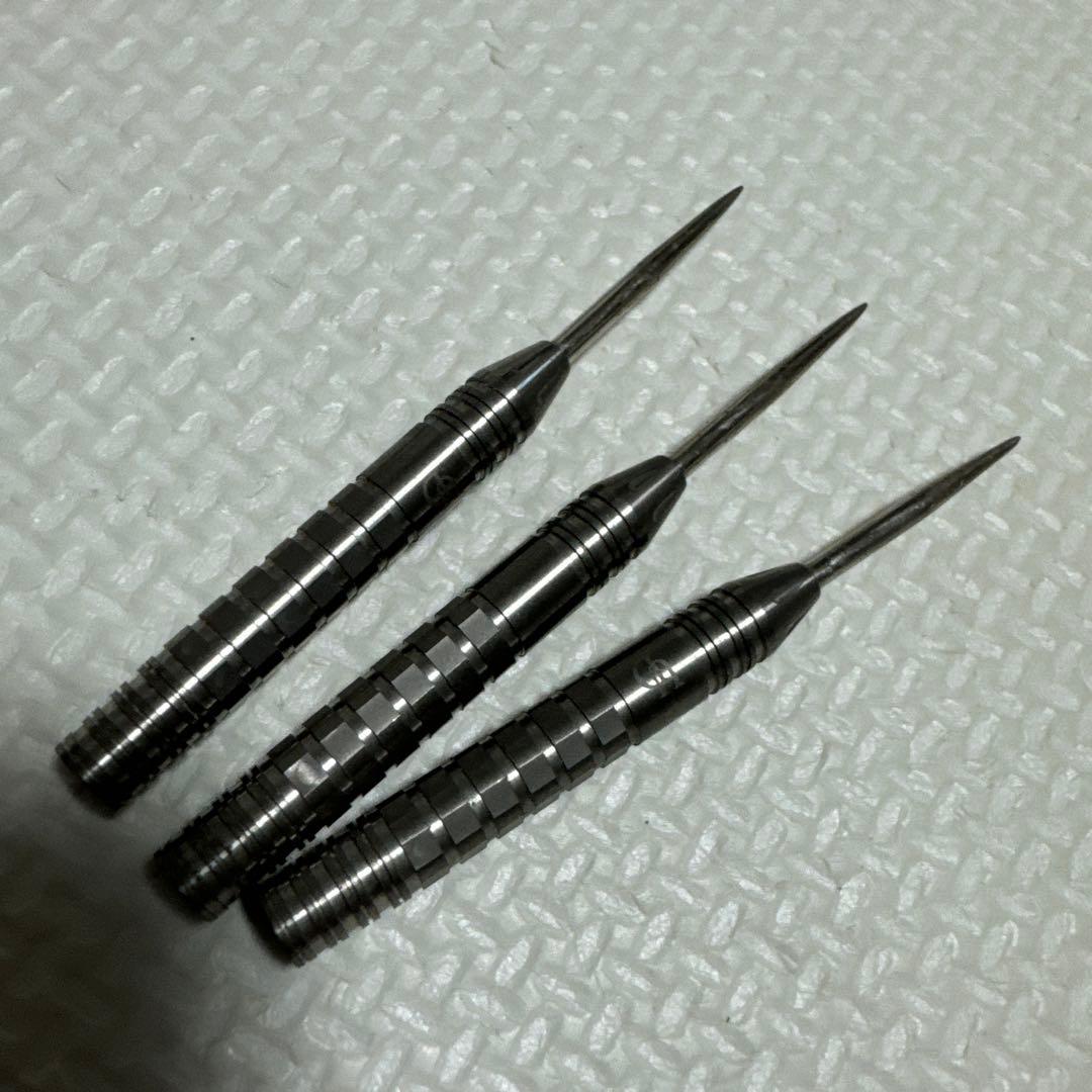 55 未使用　アルティマダーツ　h2 reborn steel