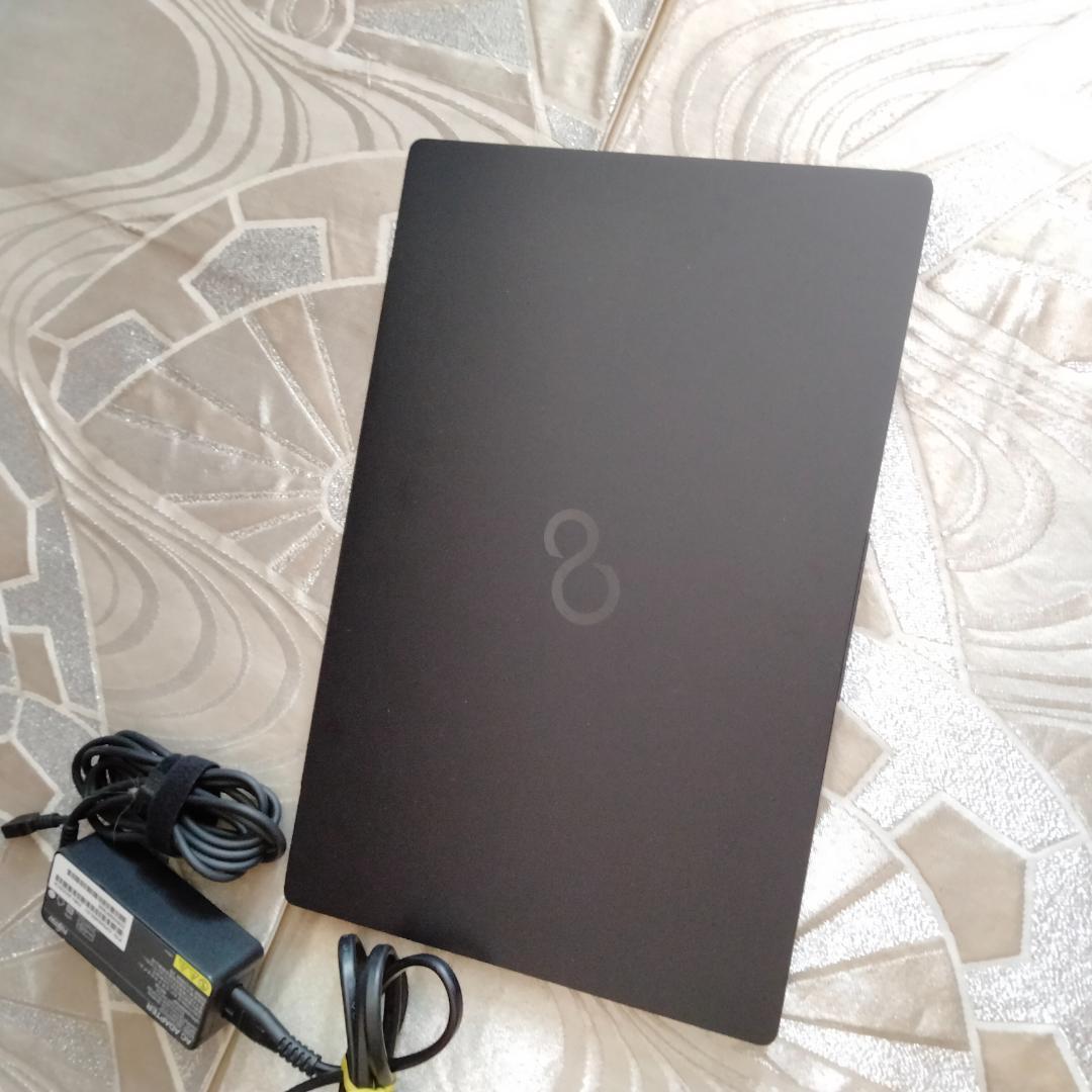 富士通☆13インチ ☆11世代 i5 8G 256G 1920x1080