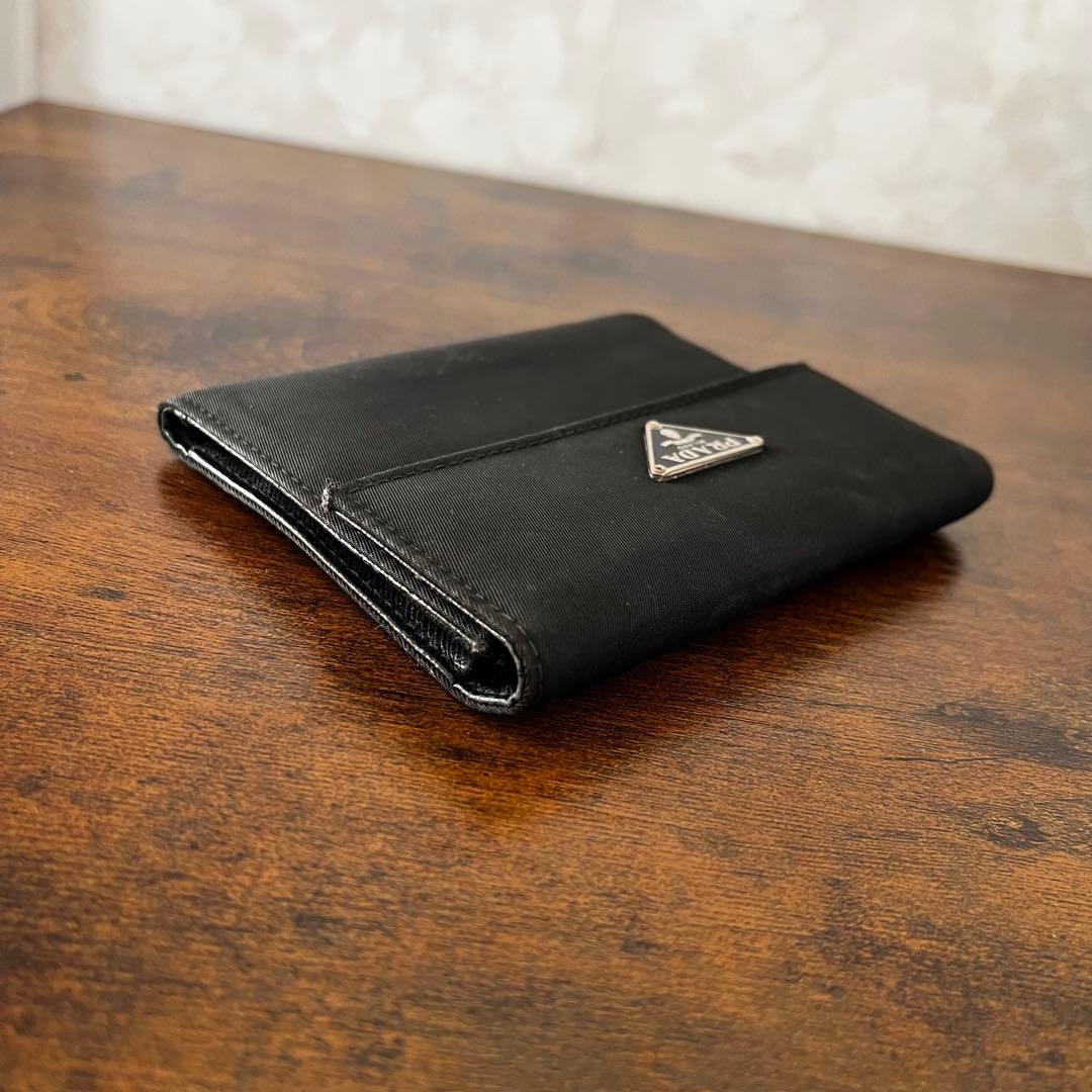 PRADA プラダ 三角プレート ナイロン×サフィアーノ ミニ財布 三つ折り財布