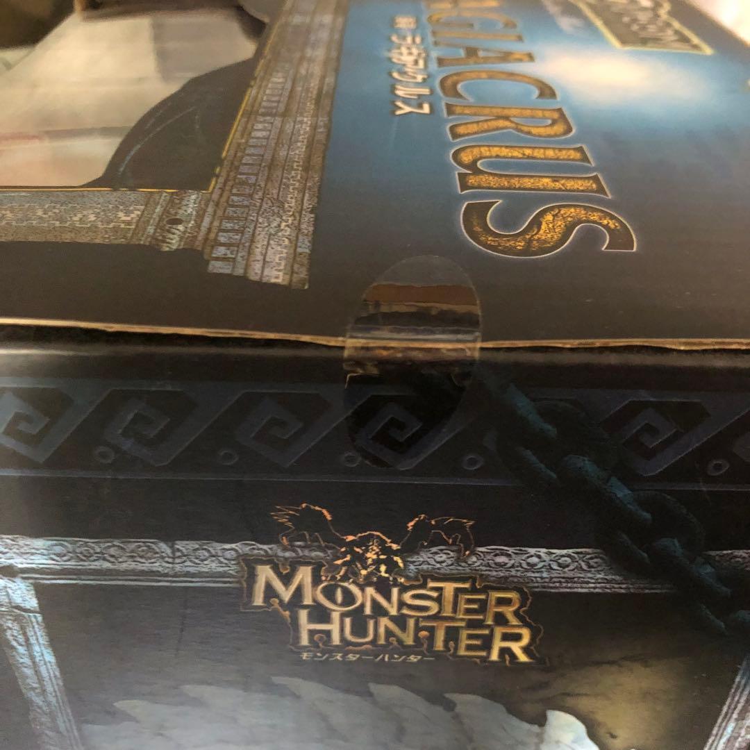 新品 ラギアクルス希少種 クリエイターズモデル フィギュア