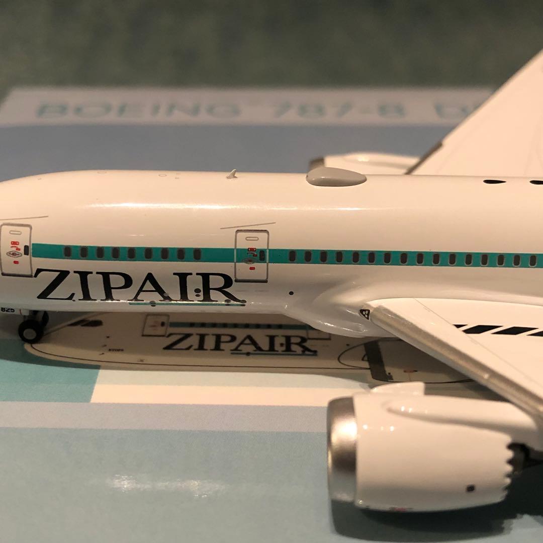 ZIPAIR 787-8 JA825J ジップエア 1:400 NG