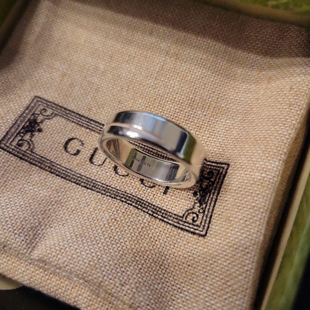 のり　　　GUCCI シルバーリング 専用ボックス付き　15号