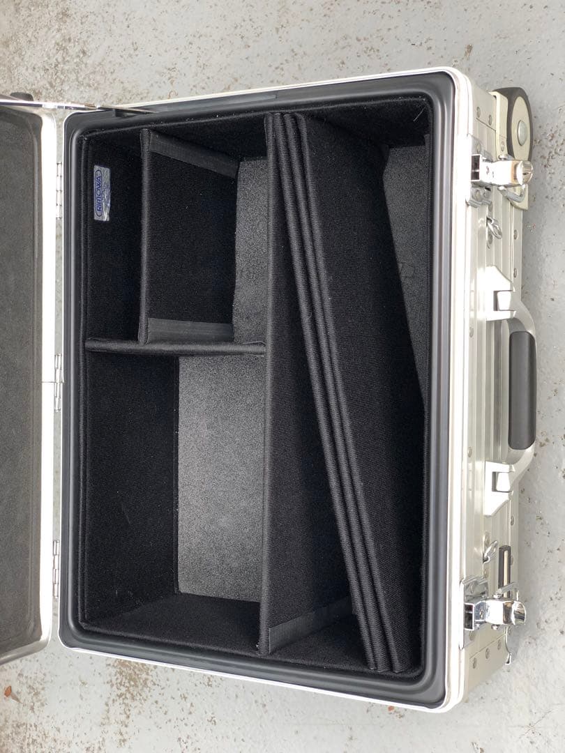 リモワ RIMOWAトロピカーナ 382.03 機内持ち込み可 カメラケース