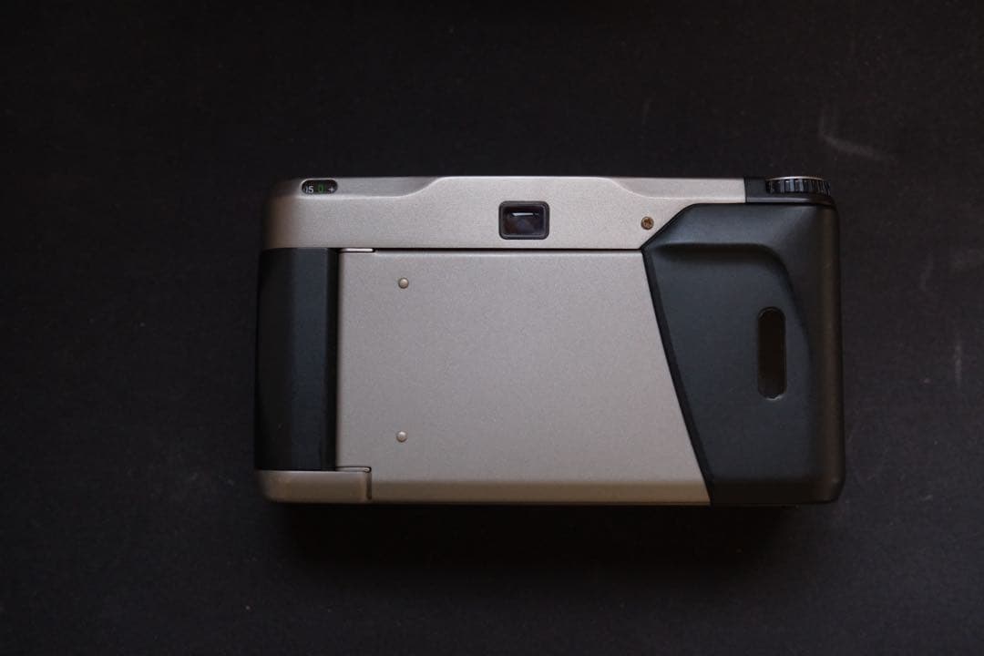 CONTAX T2 　SONNAR 38ｍｍ F2.8 T* ケース・取説・箱付