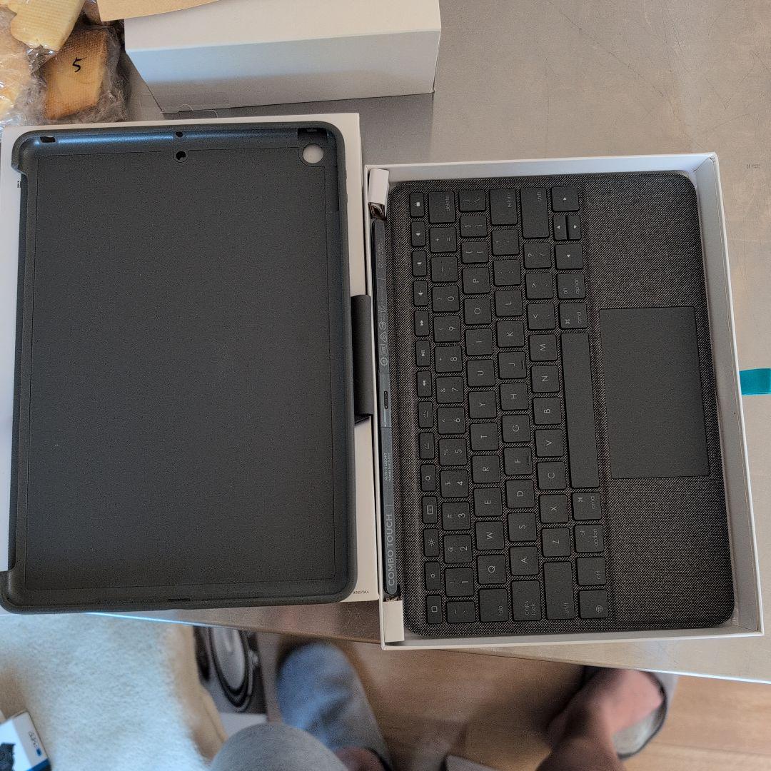 COMBO TOUCH iPad (第9世代) ケース