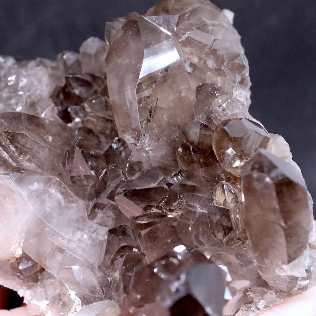 スモーキー クォーツ クラスター 煙水晶 229g SQZ104 原石　天然石