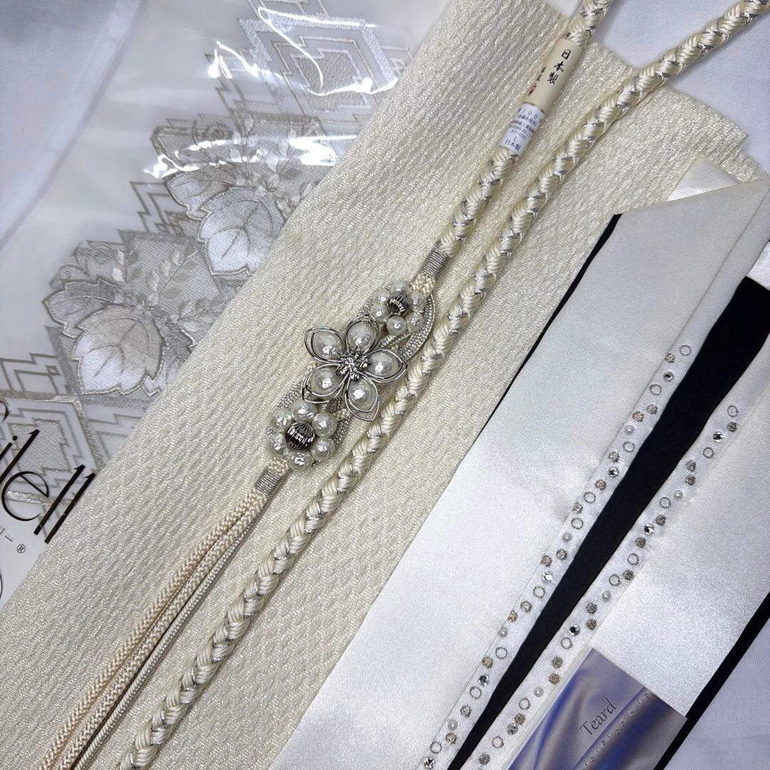 新品　2026年新作モデル　アイボリー　帯締め　帯揚げ　半襟　重ね襟　セット