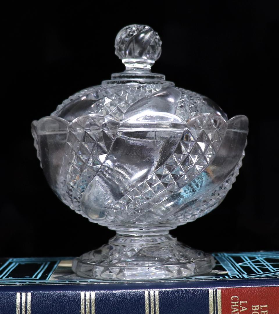 オールド・バカラ 稀少 蛇柄 大型 サーペンティン 蓋物 ボンボニエール