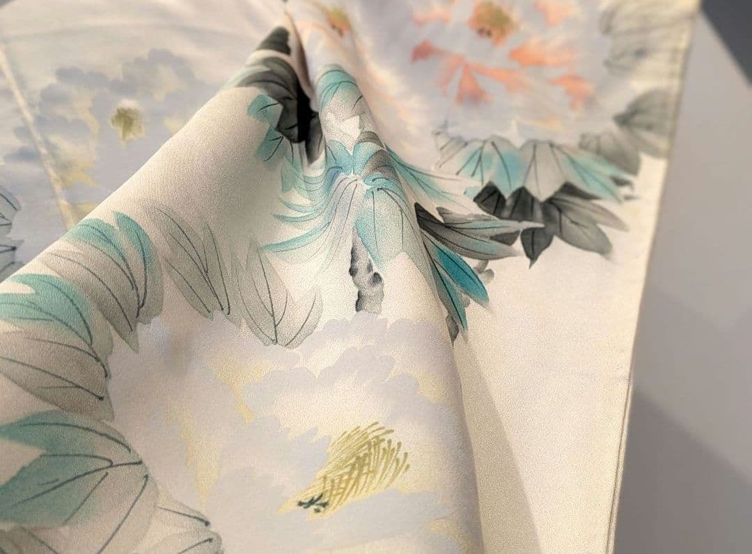 振袖フルセット9点 手描き 白 金彩 逸品 成人式