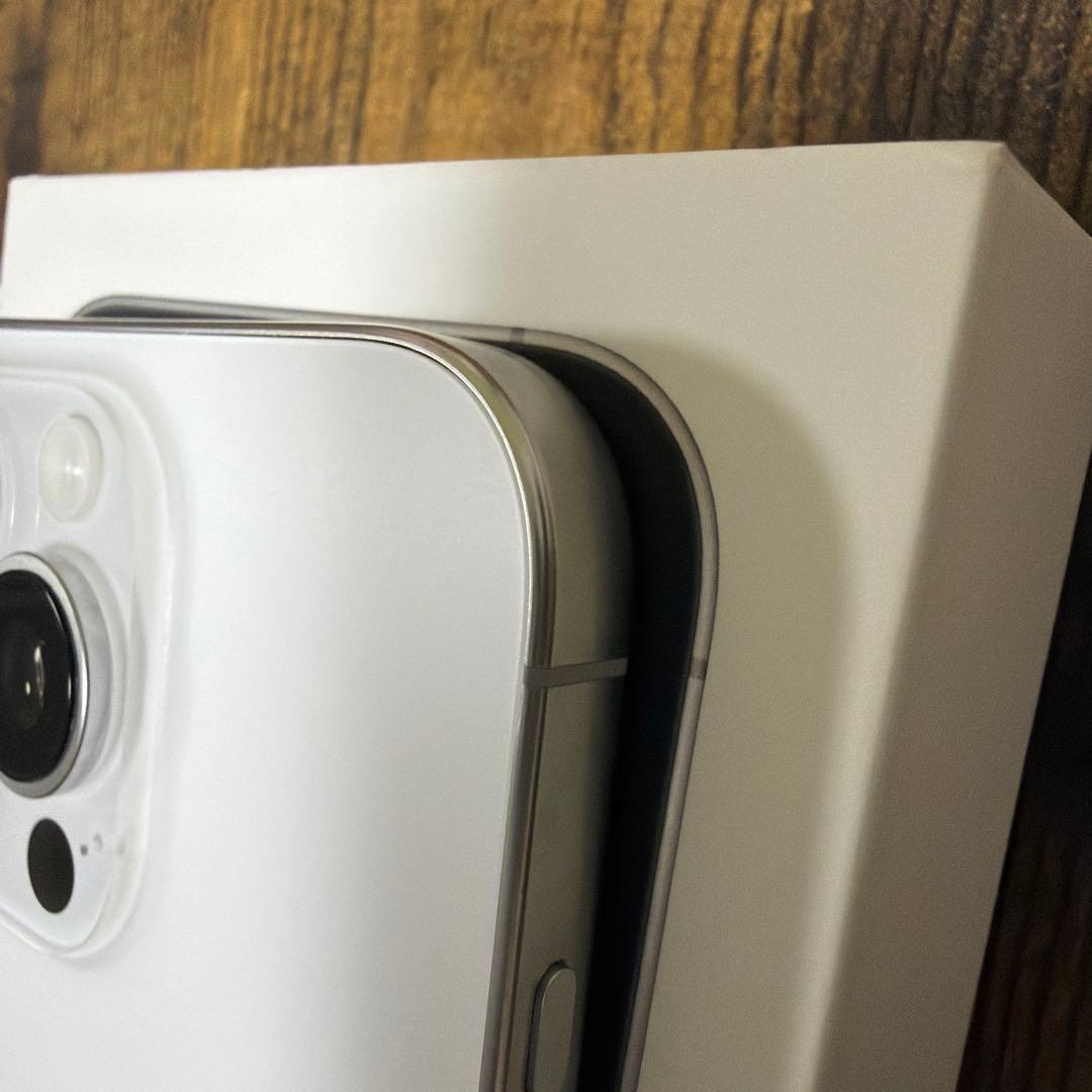 【バッテリー100%】iPhone16 Pro ホワイトチタニウム 512GB