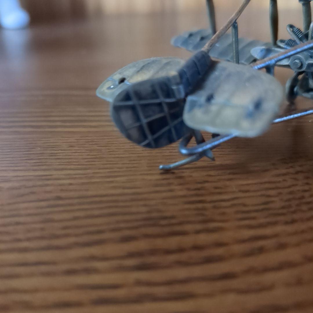 レトロな　金属製 飛行機模型 二重翼デザイン