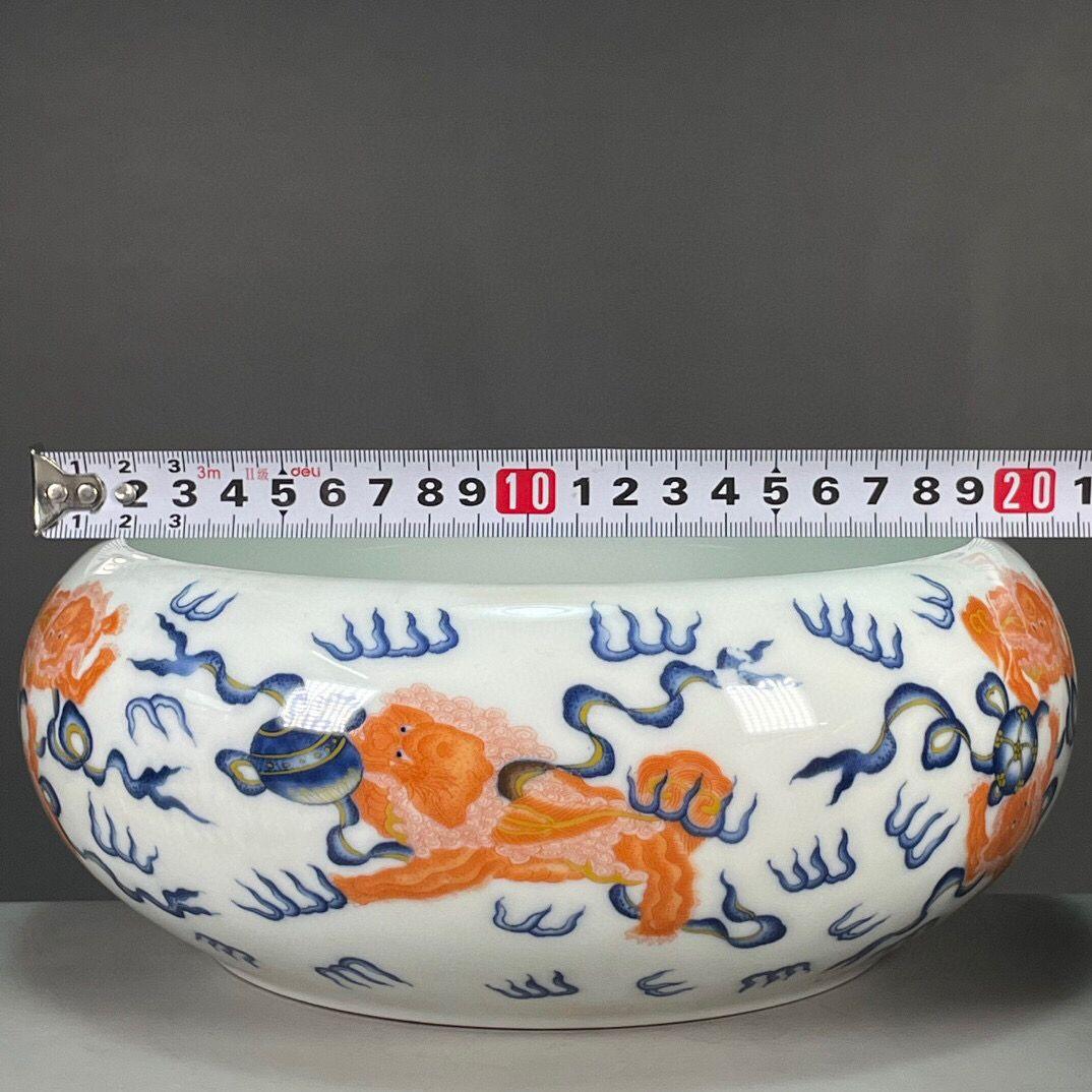 大清乾隆青花釉里红狮子滚绣球图纹笔洗 書道具文房具現代工芸品美術品置物