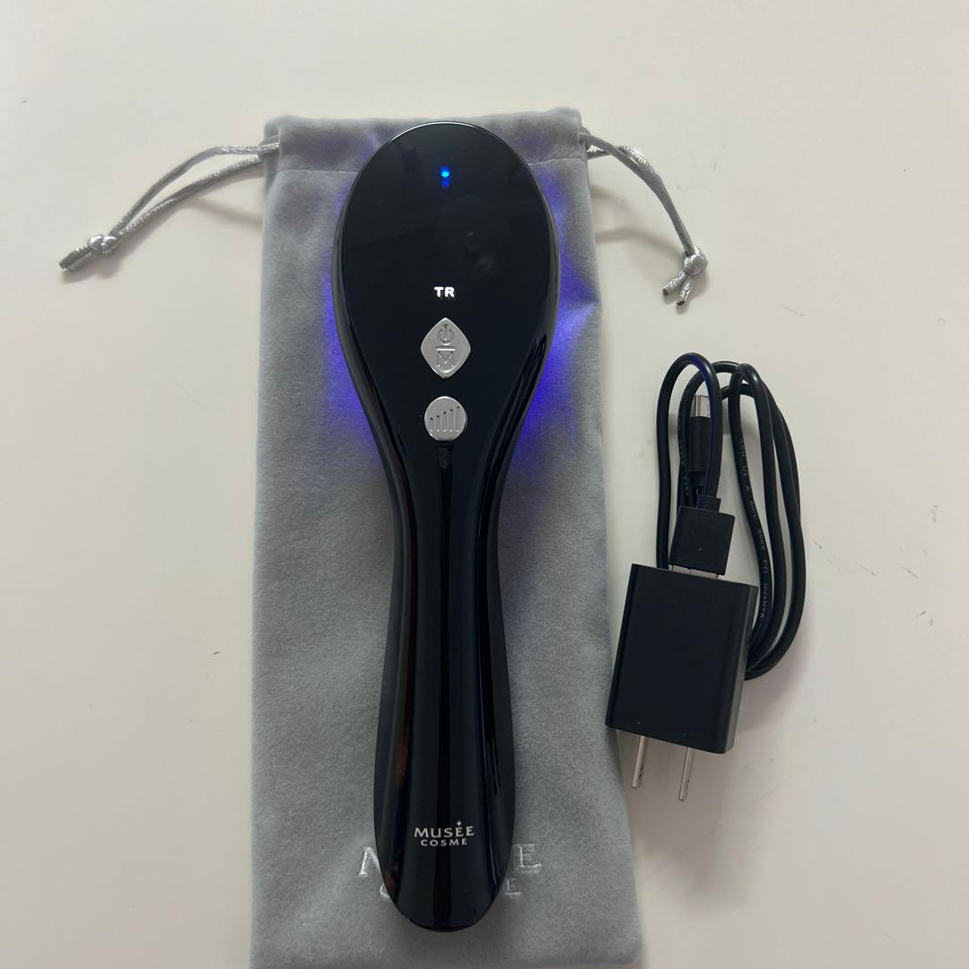 MUSÉE COSMÉ 美顔器 ブラック 充電器・収納袋付き