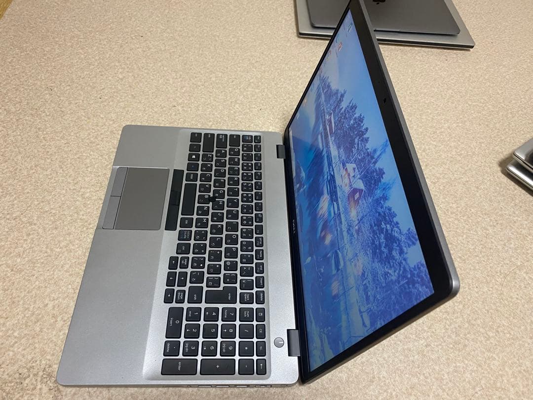 Office 付くDell 5510 i5/16/512