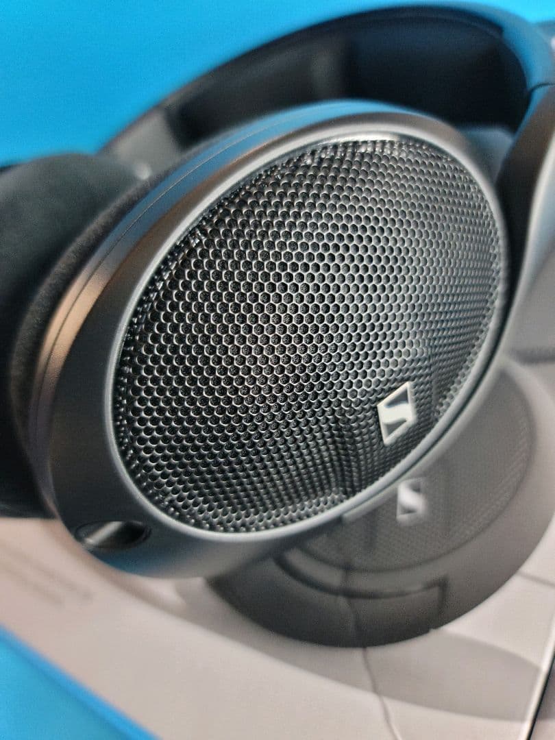 【美品】SENNHEISER ゼンハイザー HD 560S （新）