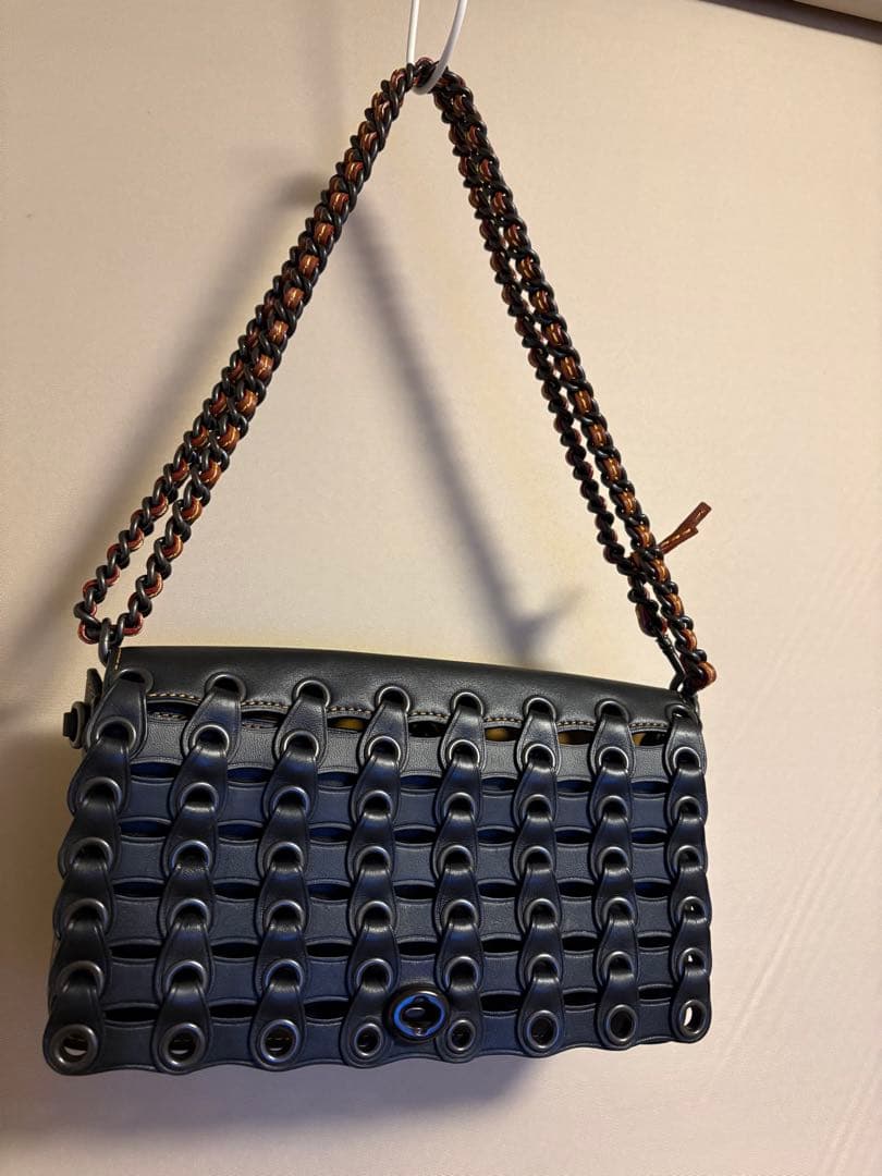 美品★コーチチェーンバッグ
