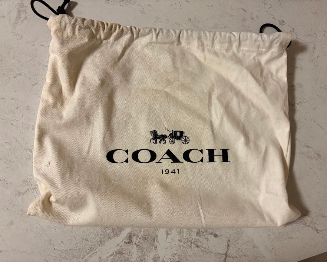 美品★コーチチェーンバッグ