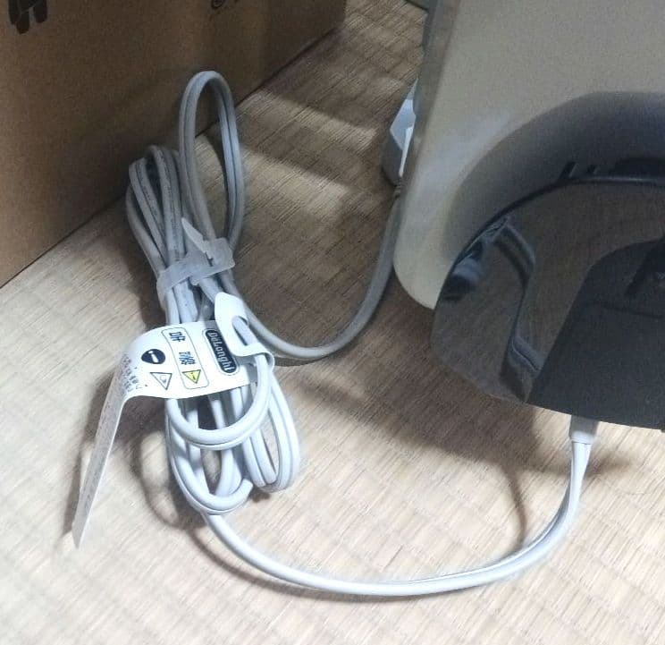 美品 DeLonghi オイルヒーターH7751019EFSN-18K