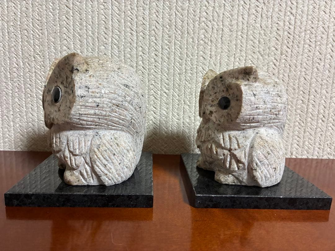 石工房　森のふくろう　2体セット　 石台座付き