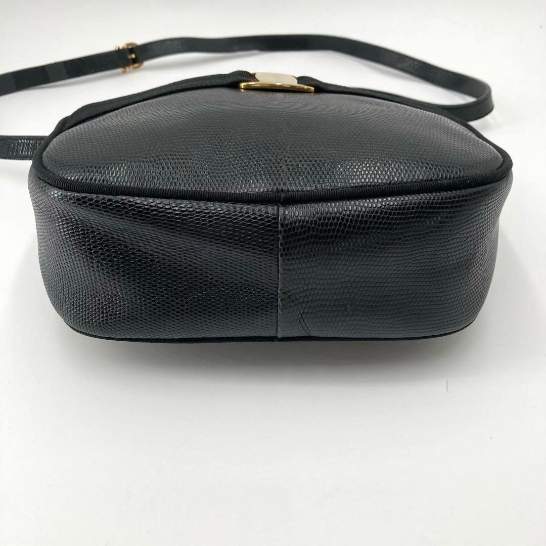 美品✨サルヴァトーレ フェラガモ ヴァラ リザード ショルダーバッグ ブラック