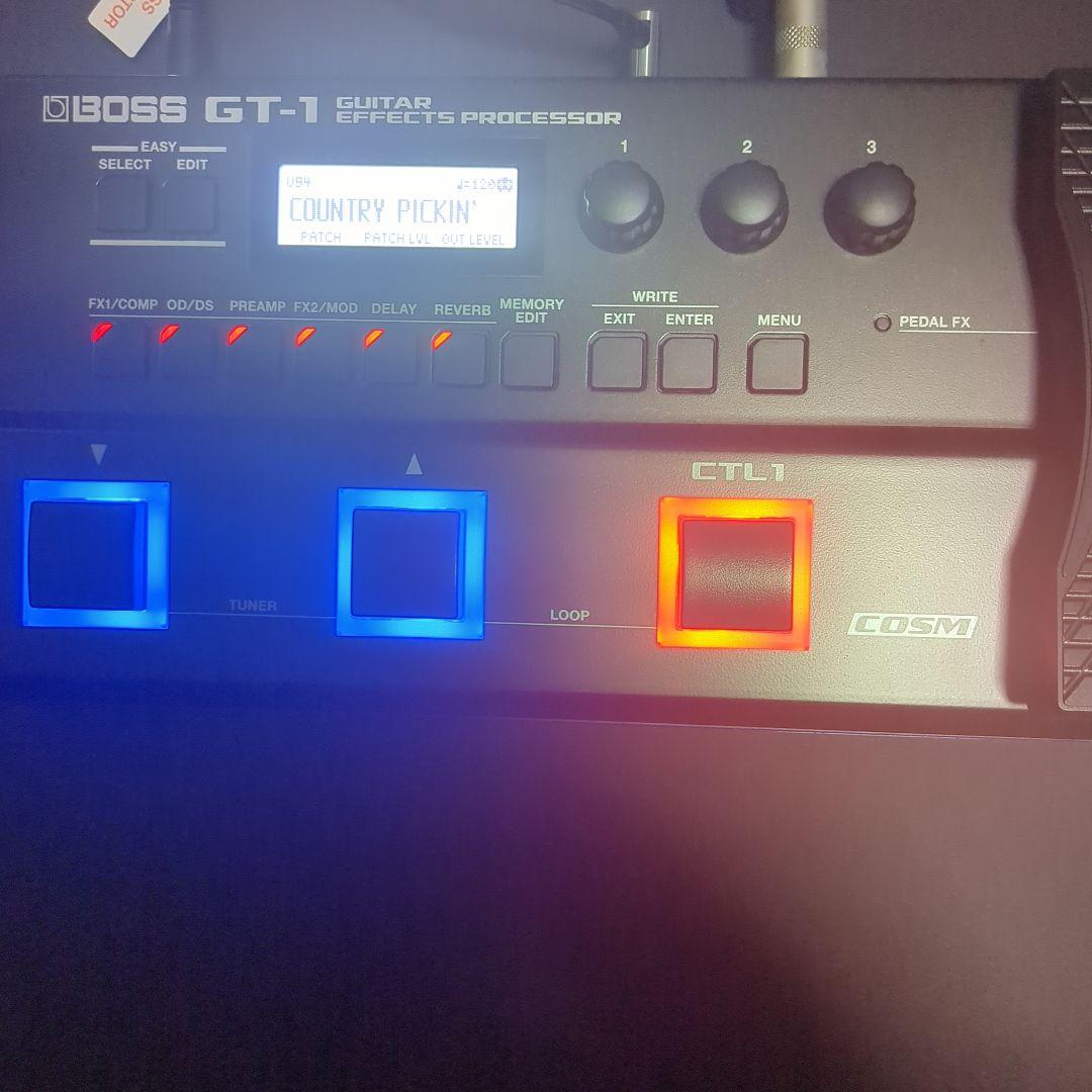 BOSS GT-1 ギターエフェクター　教科書&専用ケース付き