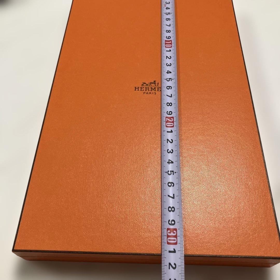 HERMES オレンジ ギフト箱 大きめ　ネックレスケース空箱
