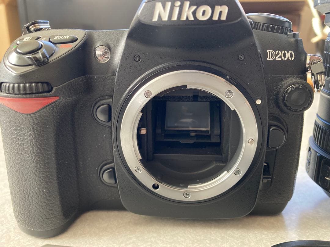 Nikon D200 デジタル一眼レフカメラ 本体とレンズセット 訳あり