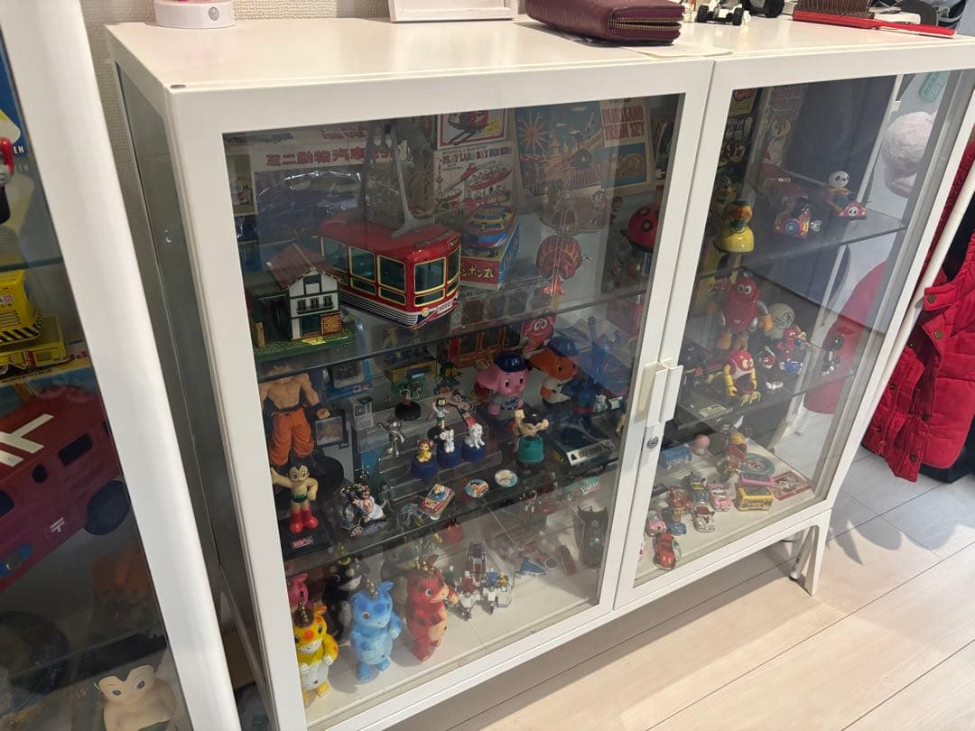 【引き取り限定】ちゃむ様限定　ホワイト ガラスケース 大きめ