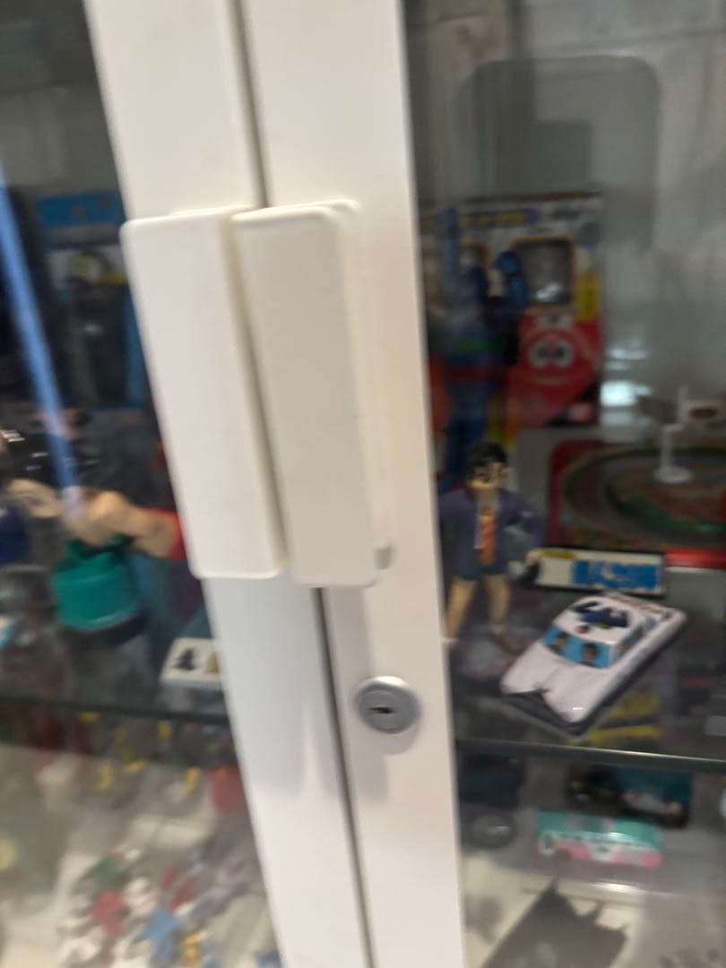 【引き取り限定】ちゃむ様限定　ホワイト ガラスケース 大きめ