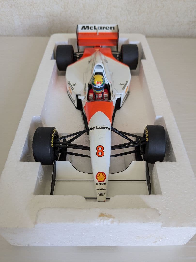 F1 1/18 アイルトン・セナ マクラーレンMP4/8 フォード 1993