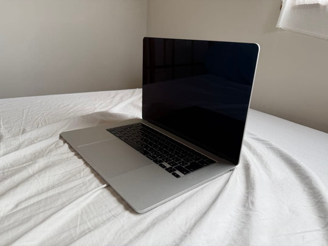 MacBook Air M2 15インチ シルバー 美品 マックブックエアー