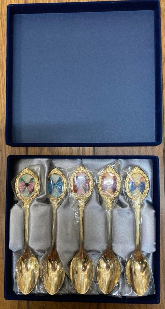 2511 セーラームーン　ミュージカル　サイン入りプロマイド　スプーンセット